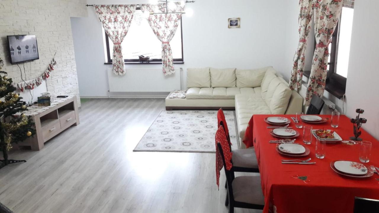Vila Roxana Pangarati Екстериор снимка