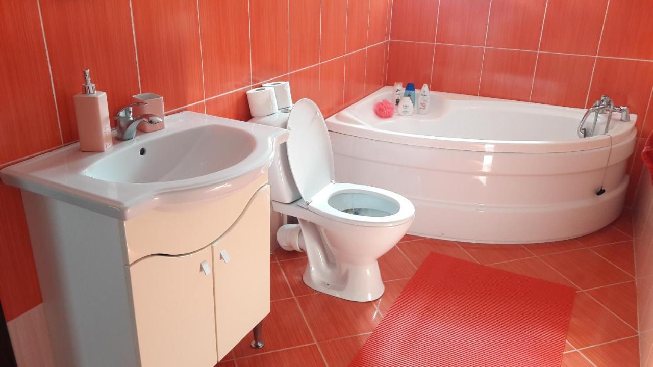 Vila Roxana Pangarati Екстериор снимка